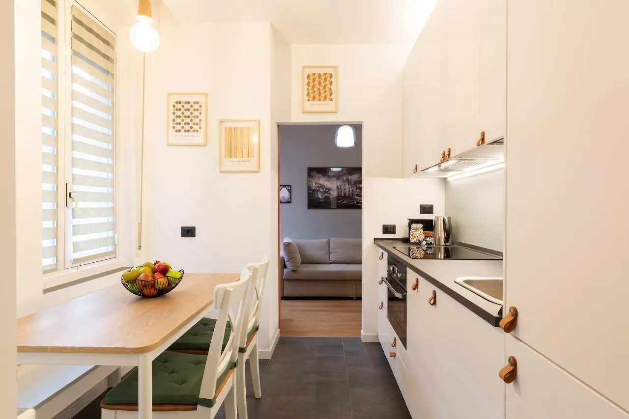Isola Bella Apartment Milan